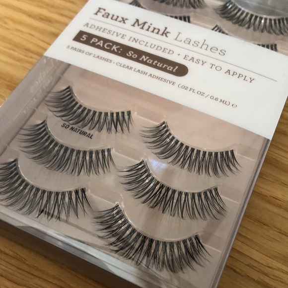 COPY - Faux Mink Lashes -5 pairs of lashes - adhesive included - Picture 2 of 4